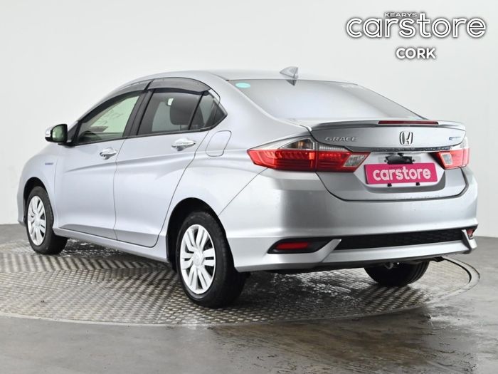 Honda Grace 2019