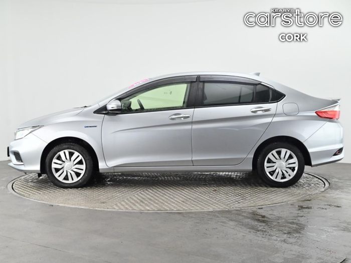 Honda Grace 2019