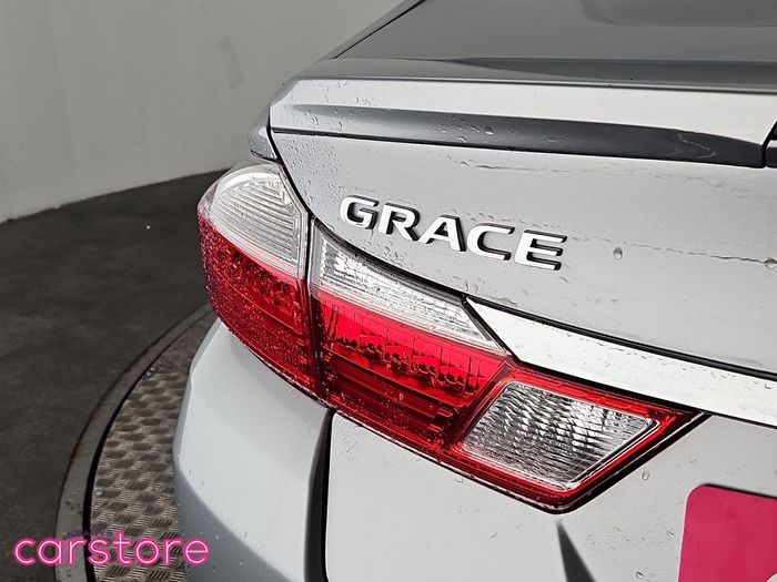 Honda Grace 2019
