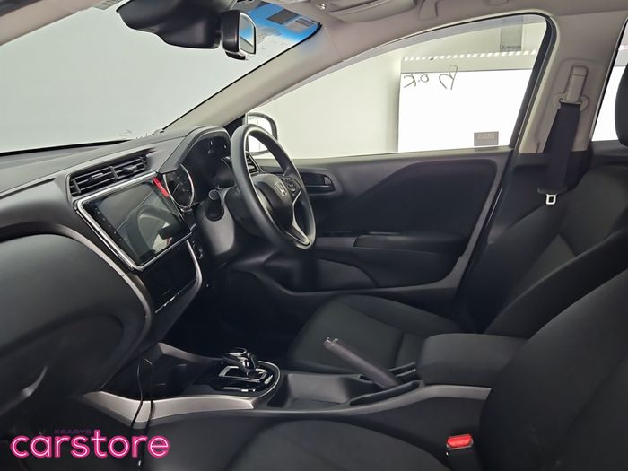 Honda Grace 2019