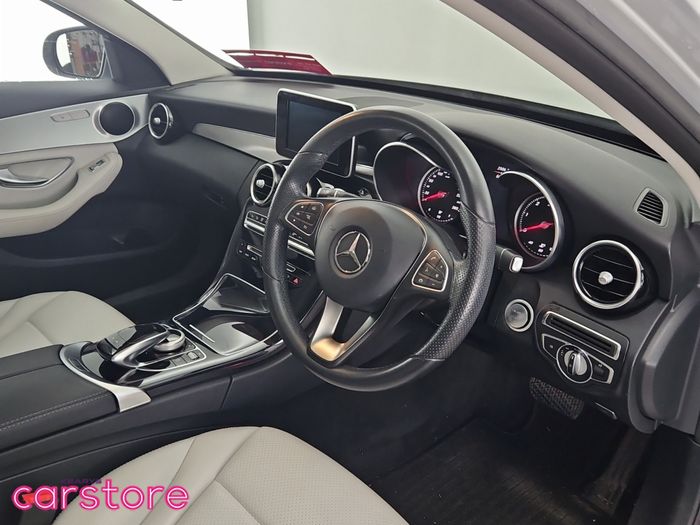 Mercedes-Benz C-Class 2019