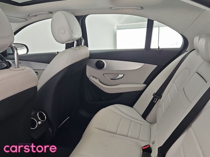 Mercedes-Benz C-Class 2019