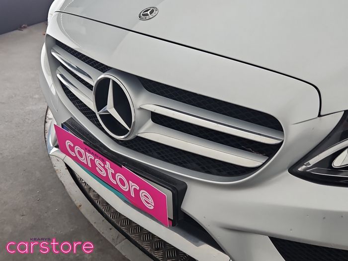 Mercedes-Benz C-Class 2019