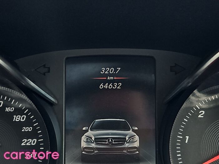 Mercedes-Benz C-Class 2019