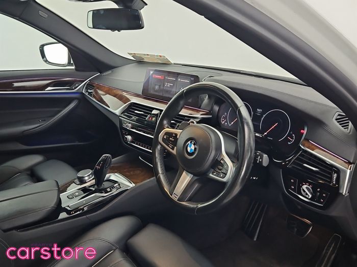 BMW 5 Series 2020