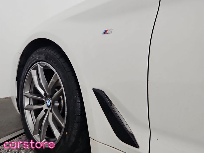 BMW 5 Series 2020