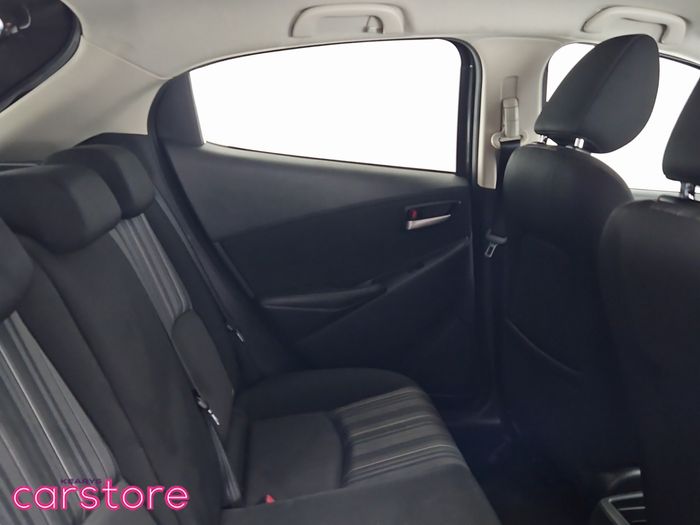 Mazda 2 2020