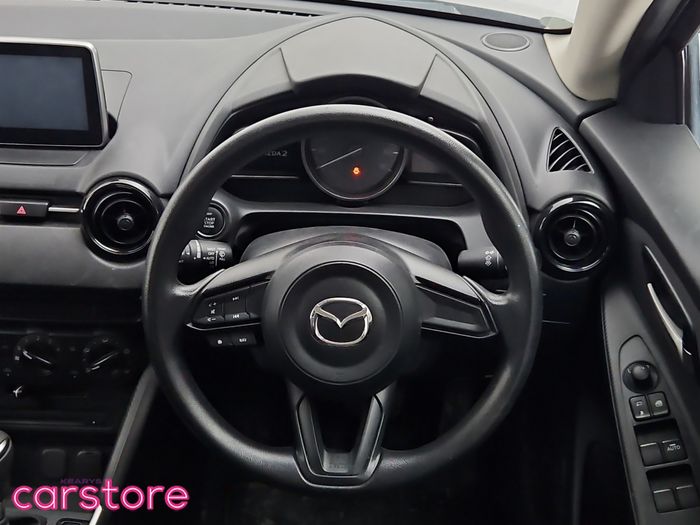 Mazda 2 2020
