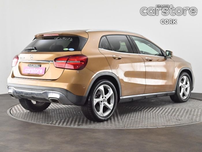 Mercedes-Benz GLA Class 2017