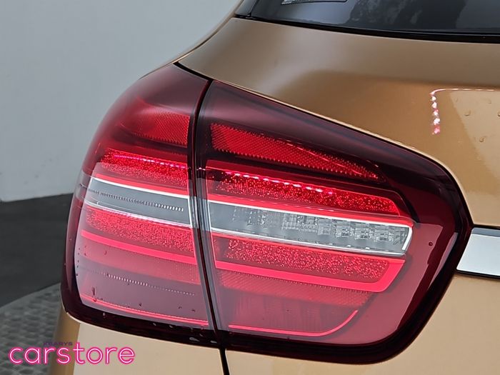 Mercedes-Benz GLA Class 2017