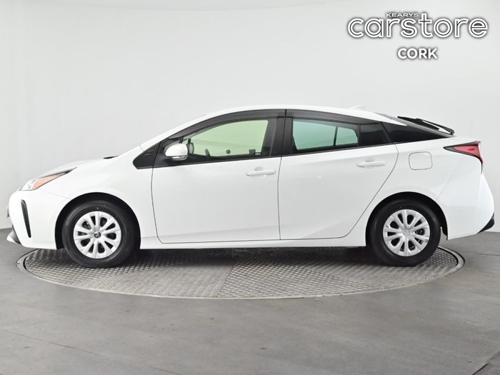 Toyota Prius 2021
