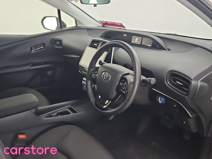Toyota Prius 2021