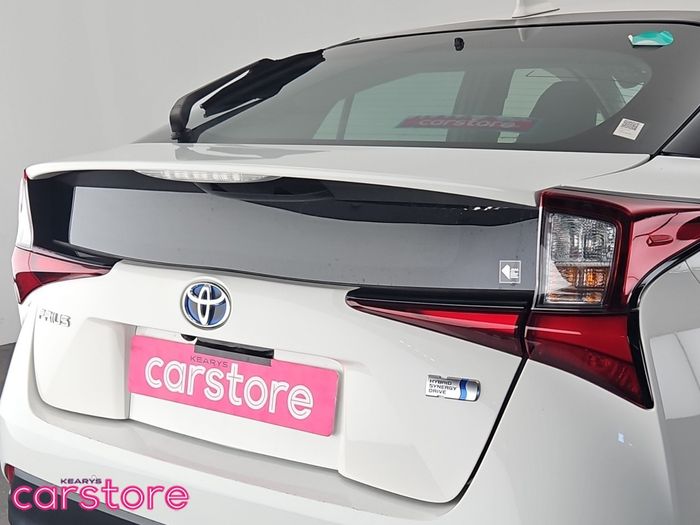 Toyota Prius 2021