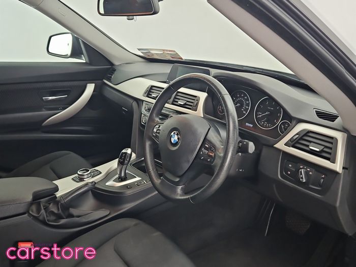 BMW 3 Series 2018