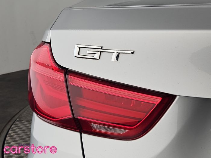 BMW 3 Series 2018