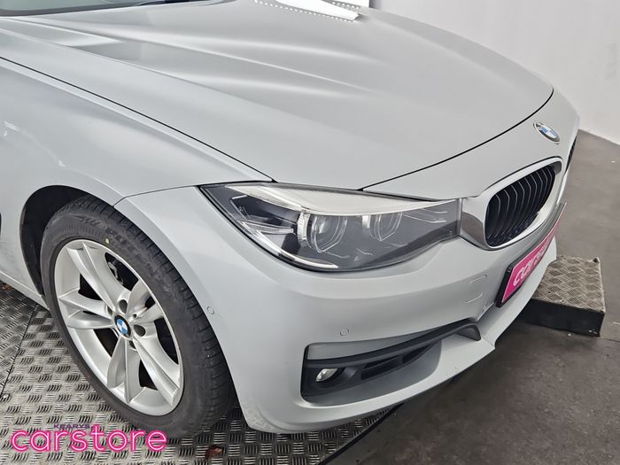 BMW 3 Series 2018