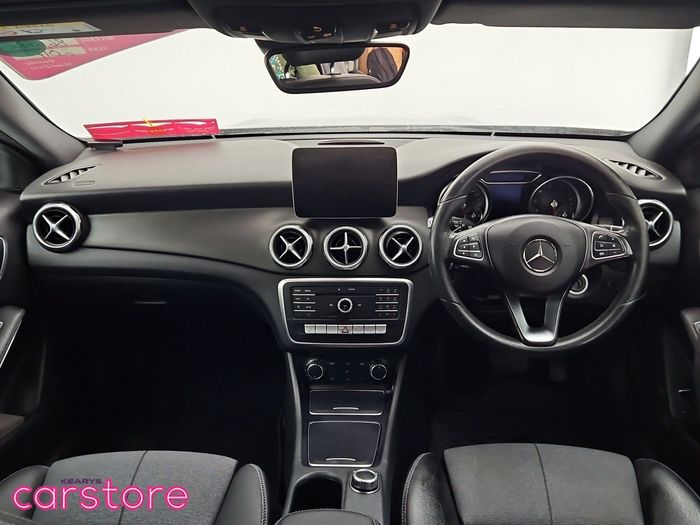 Mercedes-Benz GLA Class 2017