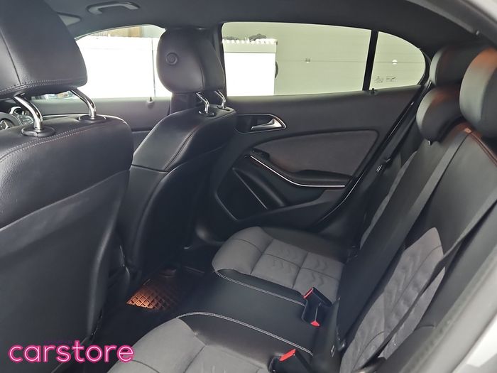 Mercedes-Benz GLA Class 2017