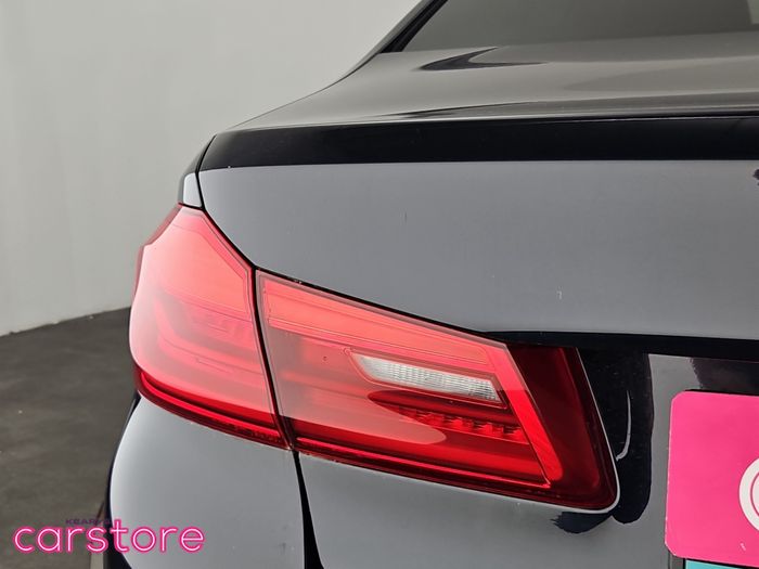 BMW 5 Series 2019