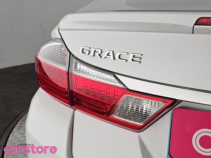 Honda Grace 2018