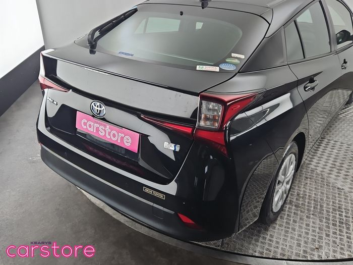 Toyota Prius 2021