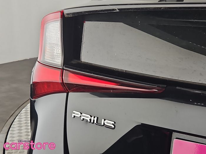 Toyota Prius 2021