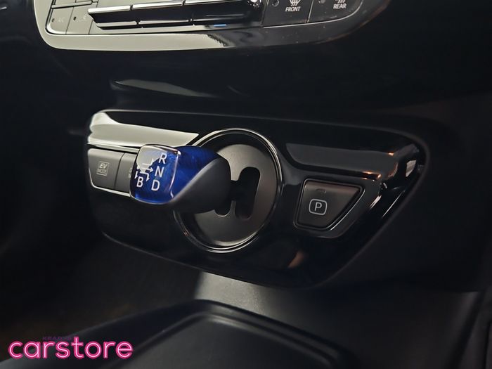 Toyota Prius 2021