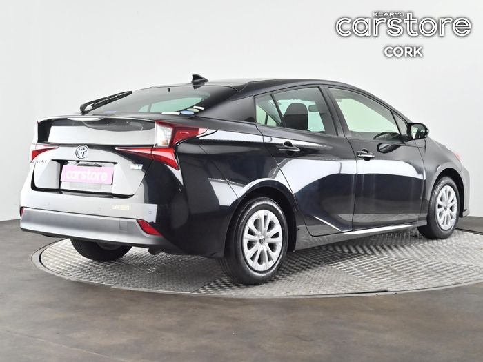 Toyota Prius 2021