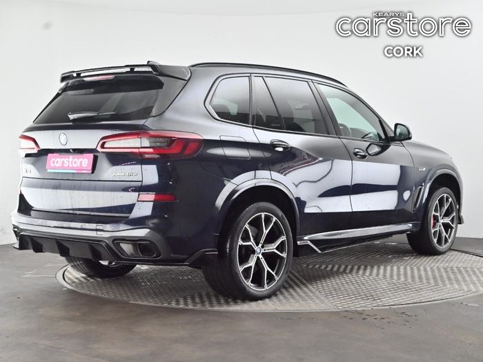BMW X5 2023