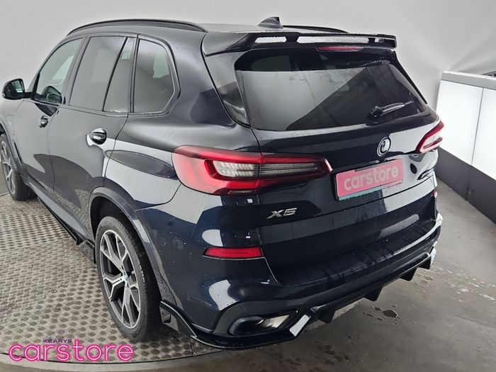 BMW X5 2023