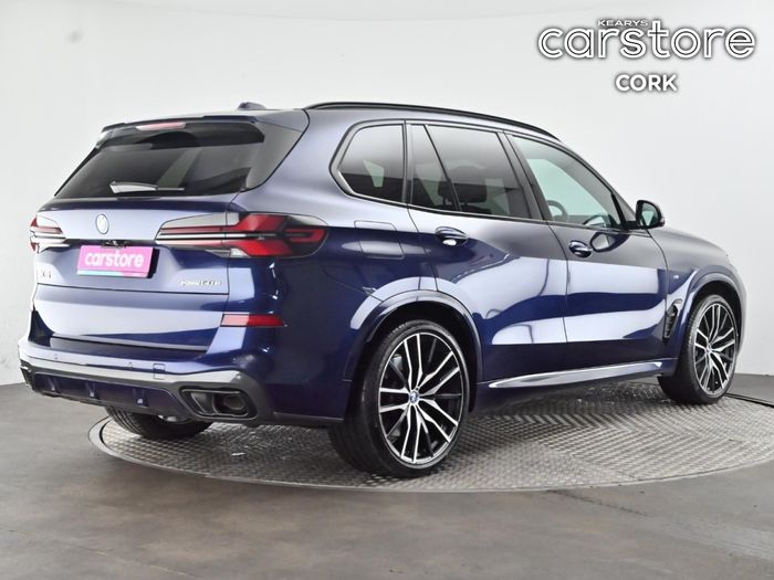 BMW X5 2023