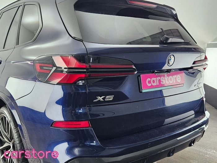 BMW X5 2023