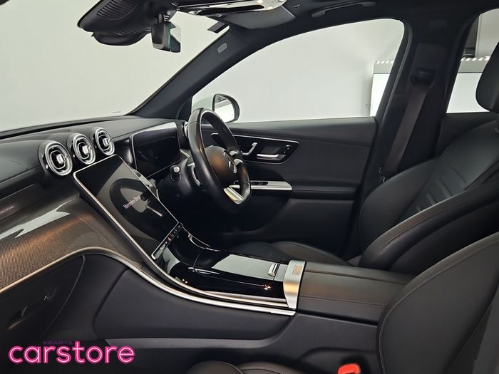 Mercedes-Benz GLC 2023