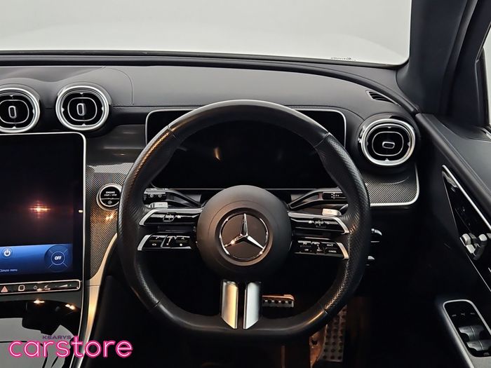 Mercedes-Benz GLC 2023