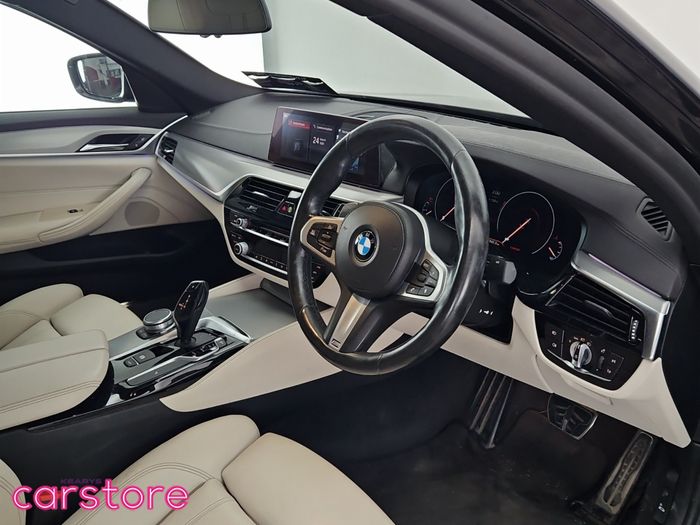 BMW 5 Series 2019