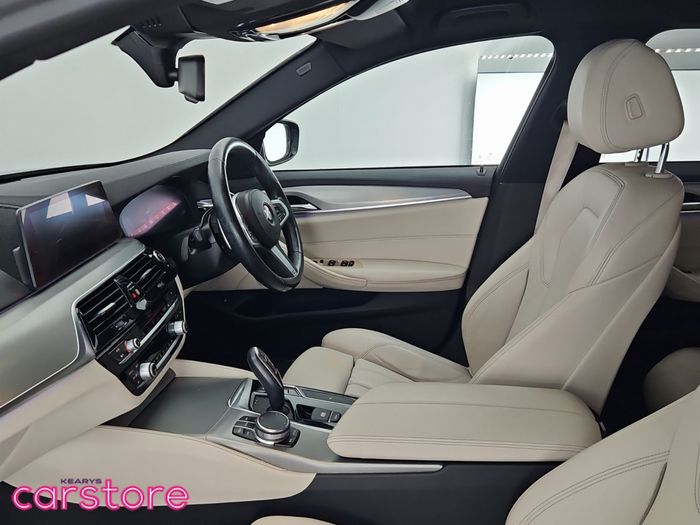 BMW 5 Series 2019
