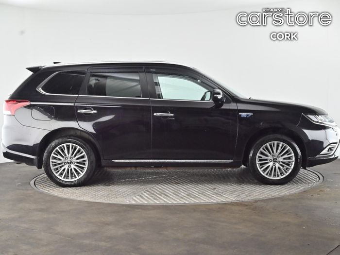 Mitsubishi Outlander 2021