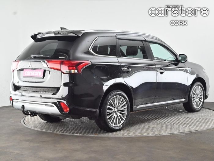Mitsubishi Outlander 2021