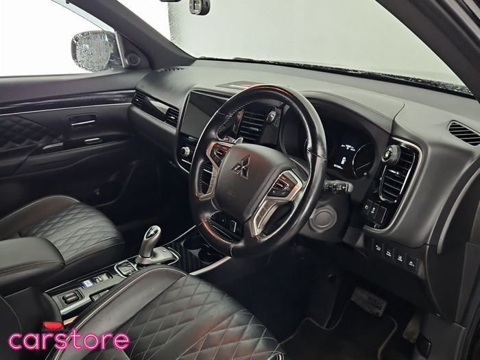 Mitsubishi Outlander 2021