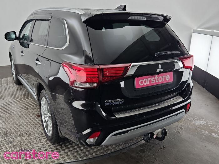 Mitsubishi Outlander 2021