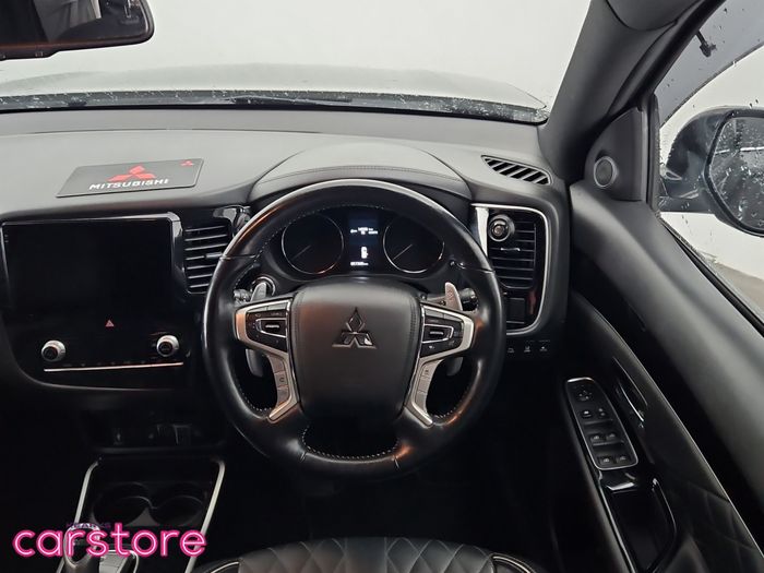 Mitsubishi Outlander 2021