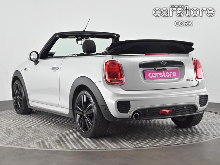 MINI Cooper 2018