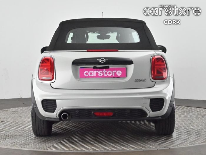 MINI Cooper 2018