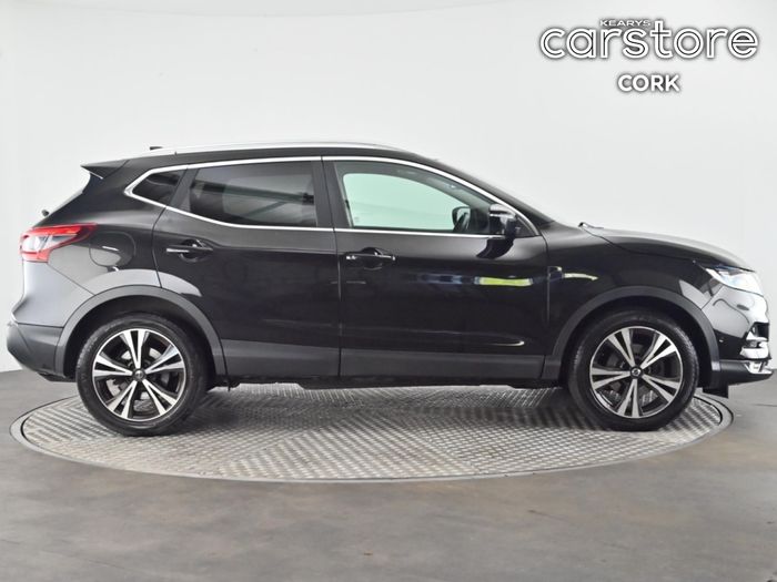 Nissan QASHQAI 2018
