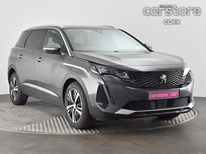 Peugeot 5008 2021