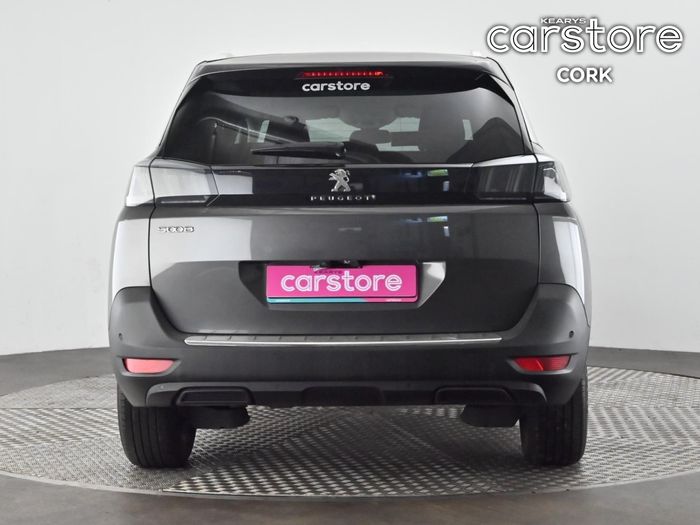 Peugeot 5008 2021
