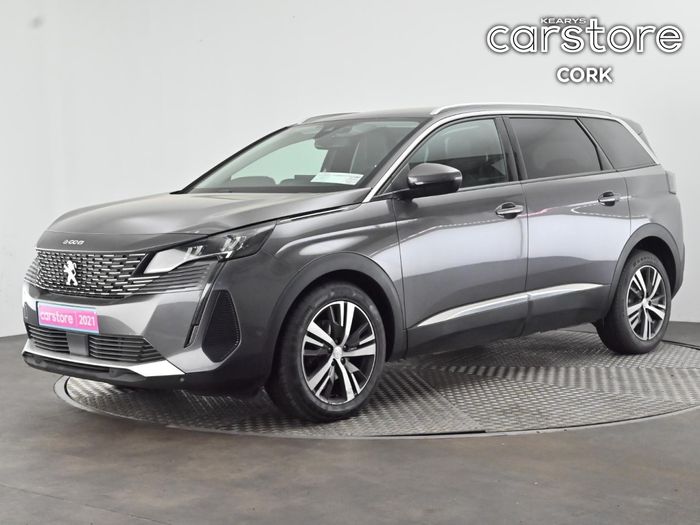 Peugeot 5008 2021