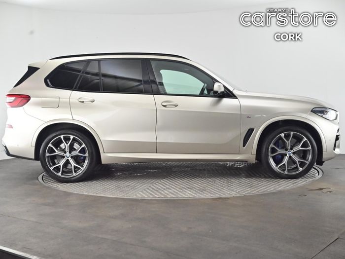 BMW X5 2019