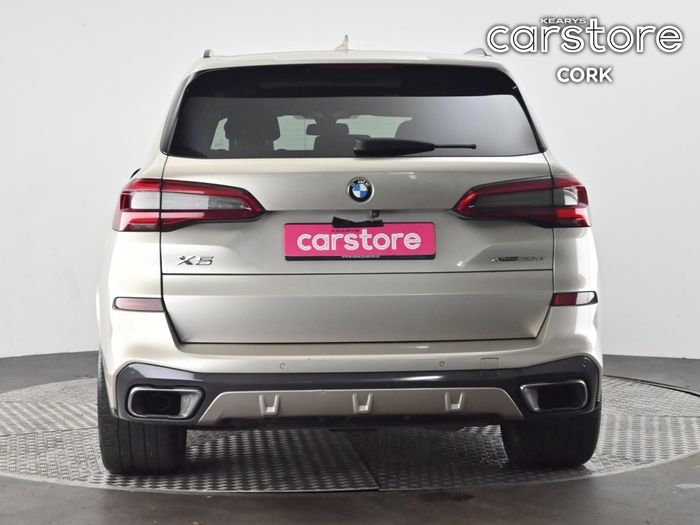 BMW X5 2019