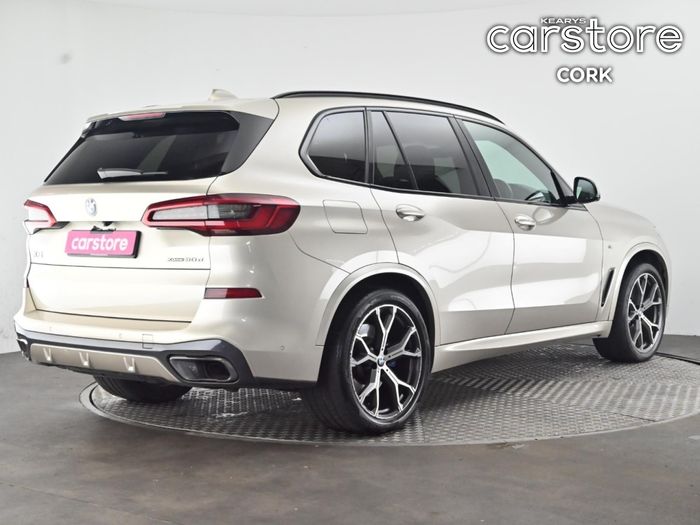 BMW X5 2019